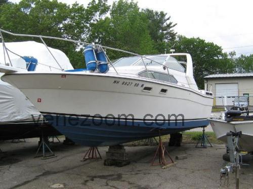 Bayliner 2850 Contessa Tekniset tiedot ja arvostelut 